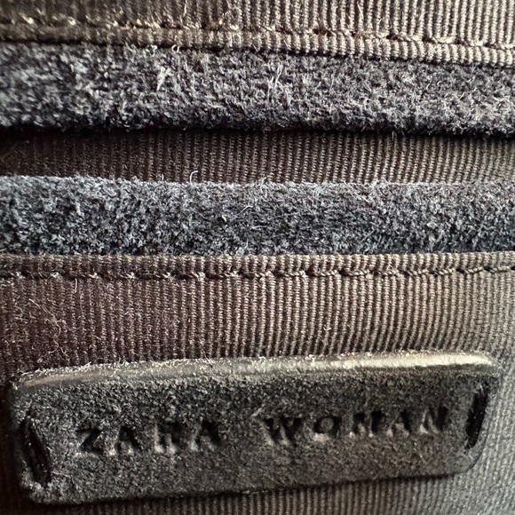 Zara Genuine Suede Studded Chain Crossbody/Shoulder Bag Black - Picture 2 of 10